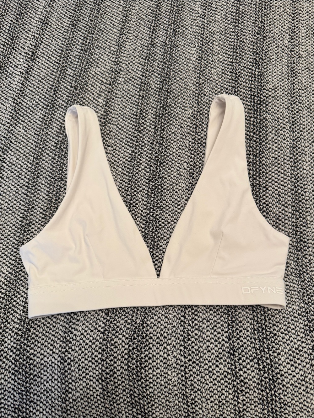DFYNE origin minimal sports bra